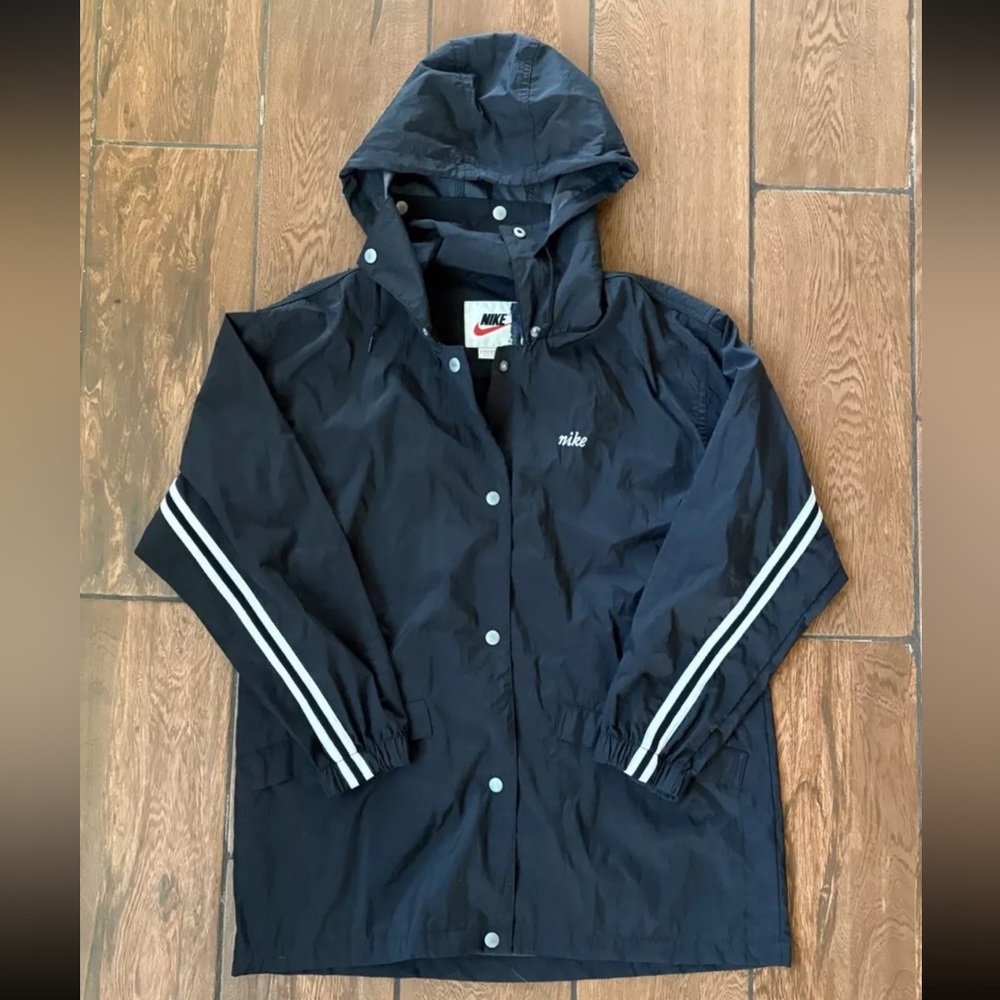 Vintage Nike Middle Logo Black Snap Button Up Nylon Windbreaker Jacket Size S